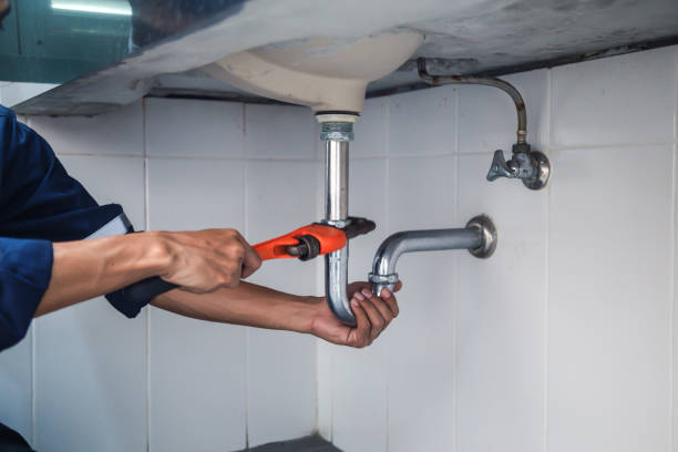 Best Emergency Plumbing Repair  in Menasha, WI